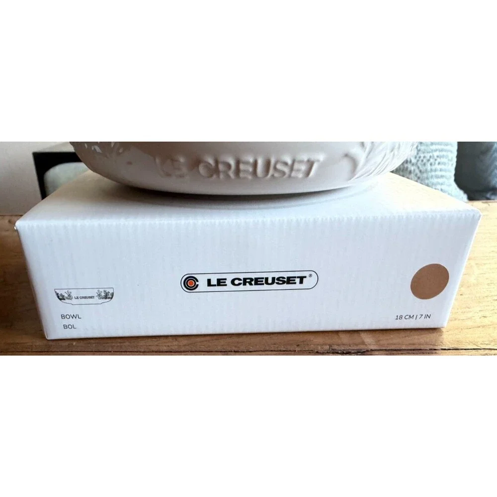 Le Creuset new box